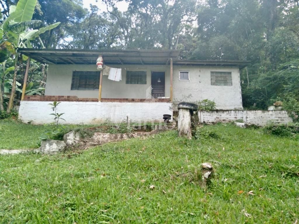 Chácara 915 m  na PR-277 por R 160 mil, ideal para lazer, mora...