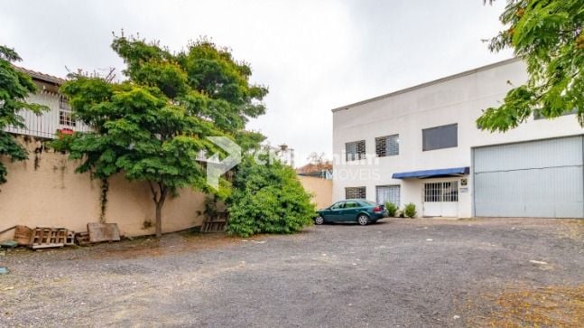 Barracão à venda, 550 m  por R  2.100.000,00 - Boqueirão - Cur...