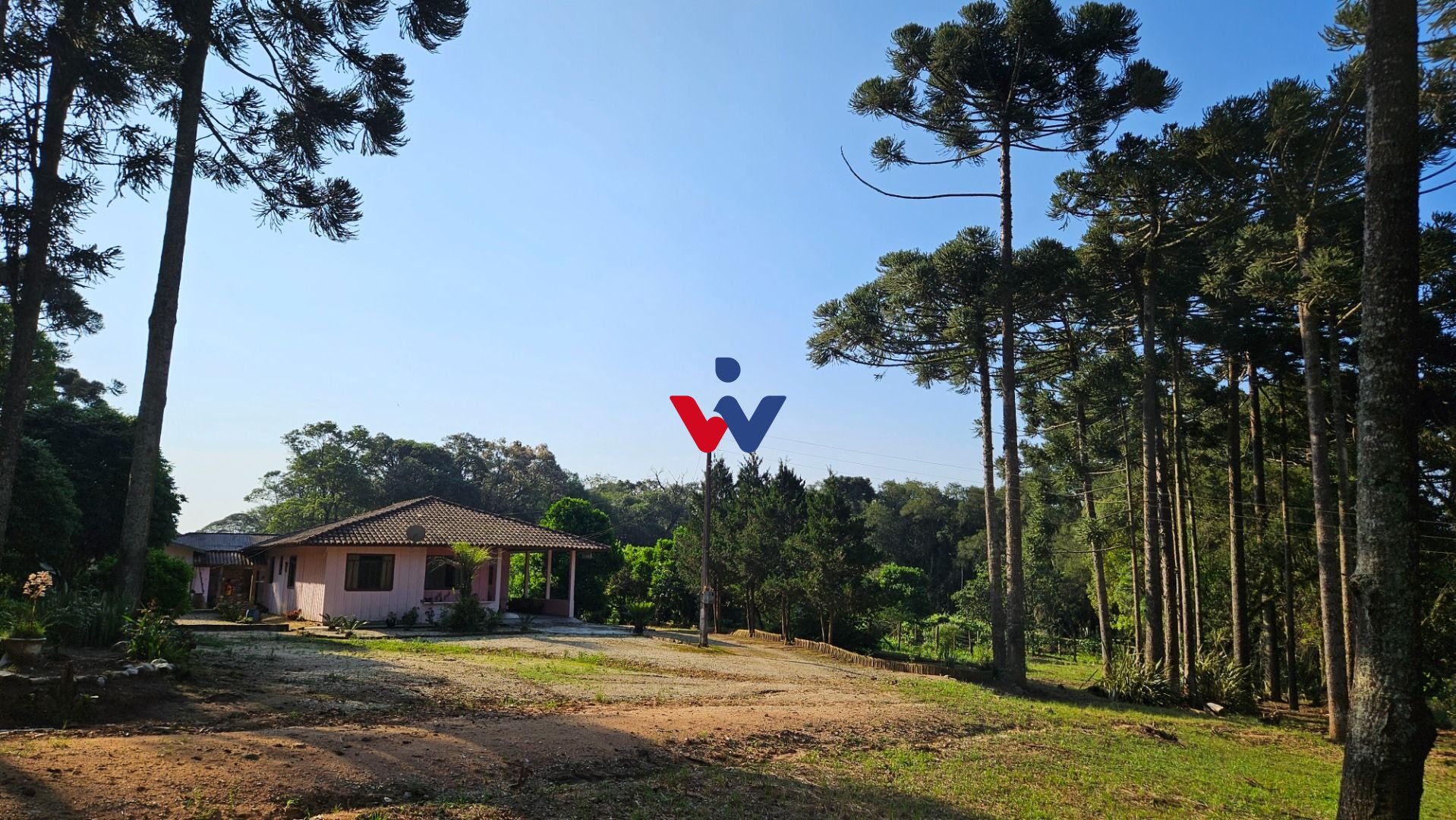 Chácara com 3 dormitórios à venda, 77339 m  por R  1.488.000,0...