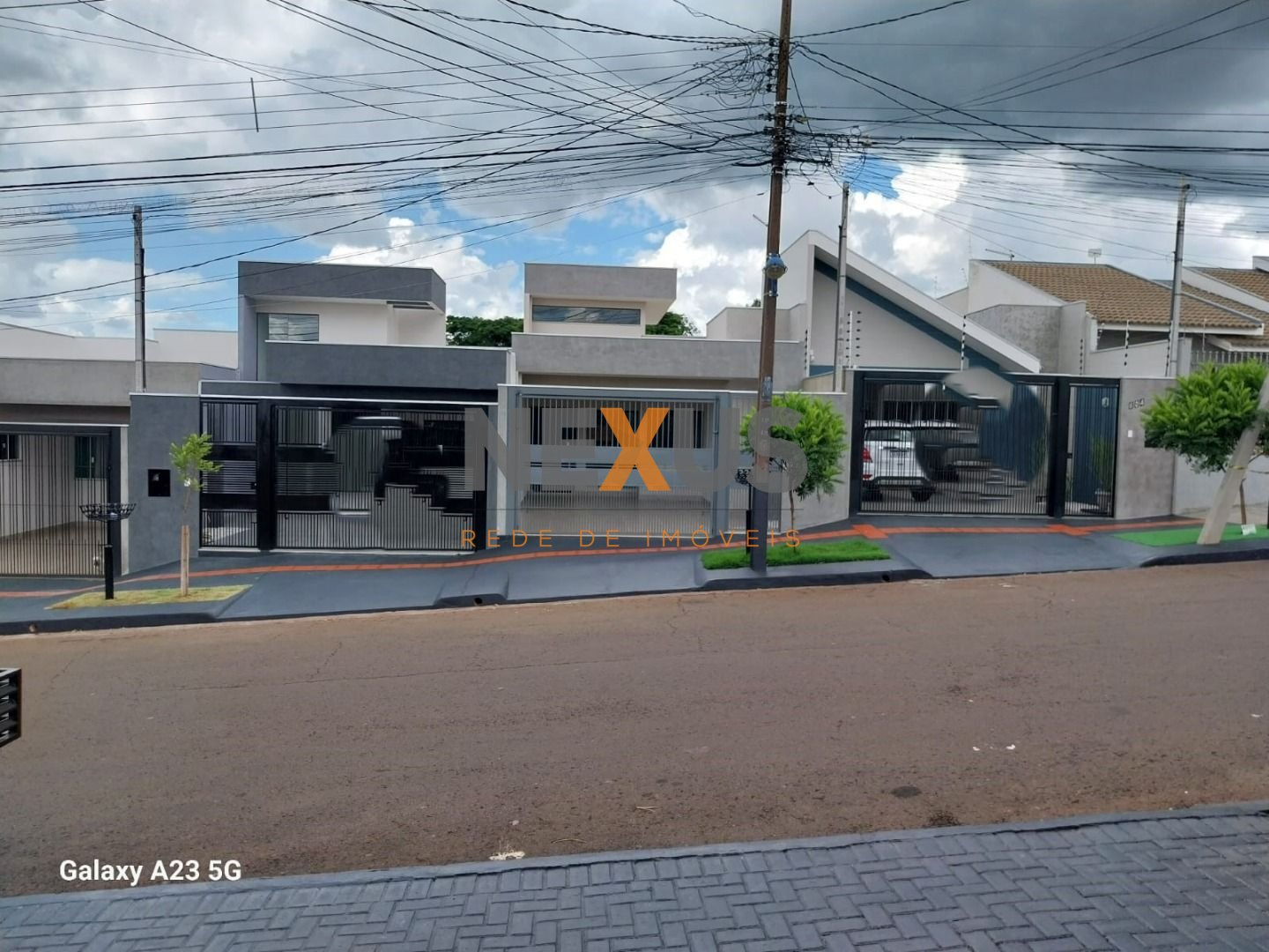 Casa com 3 dormitórios à venda, 122 m² por R$ 679.900,00 - Jar...