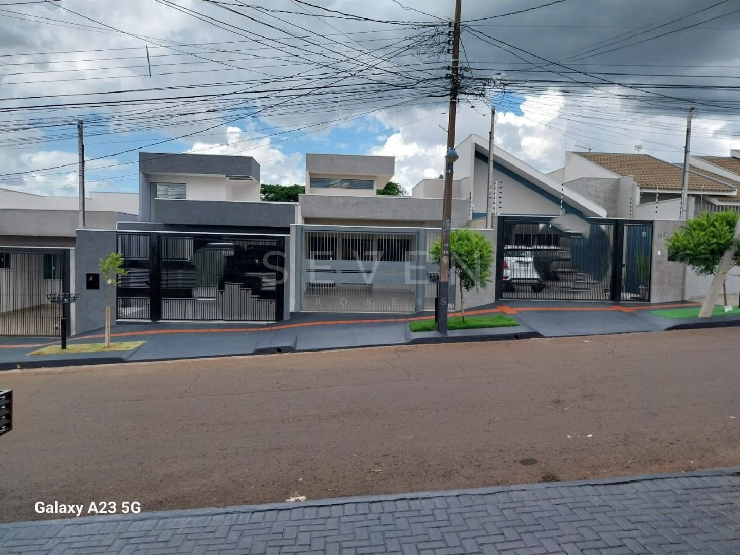 Casa com 3 dormitórios à venda, 122 m² por R$ 679.900,00 - Jar...