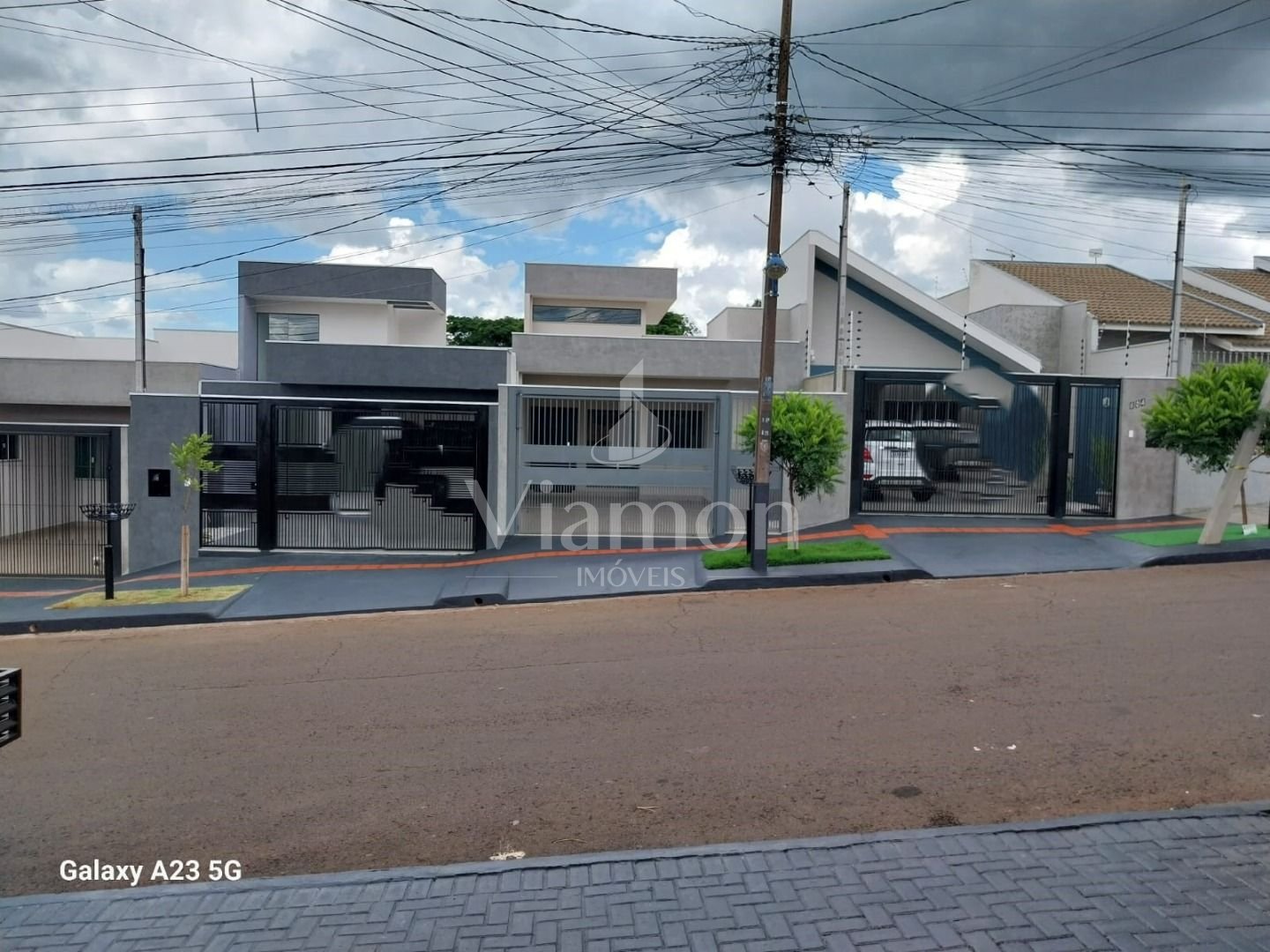 Casa com 3 dormitórios à venda, 122 m² por R$ 679.900,00 - Jar...