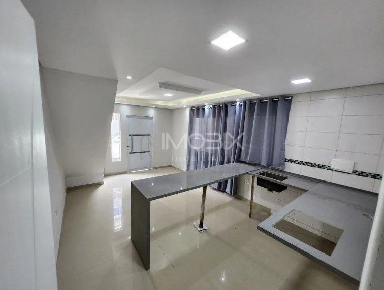 Casa com 3 dormitórios à venda, 70 m  por R  390.000,00 - Síti...