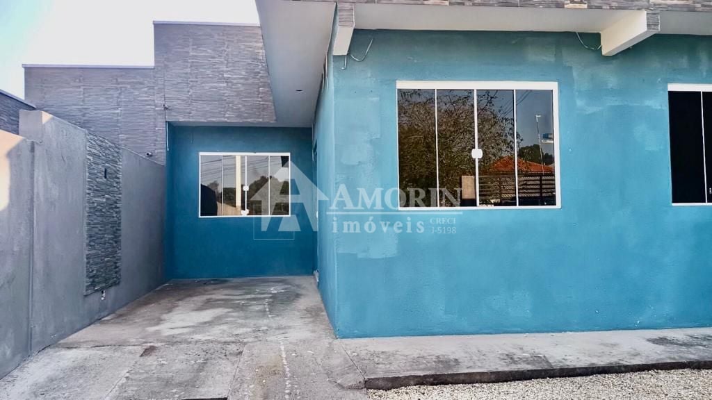 Casa com 2 dormitórios à venda, 43 m  por R  350.000,00 - Igua...