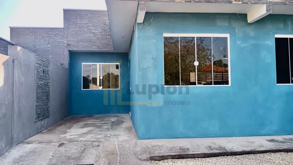 Casa com 2 dormitórios à venda, 43 m  por R  350.000,00 - Igua...