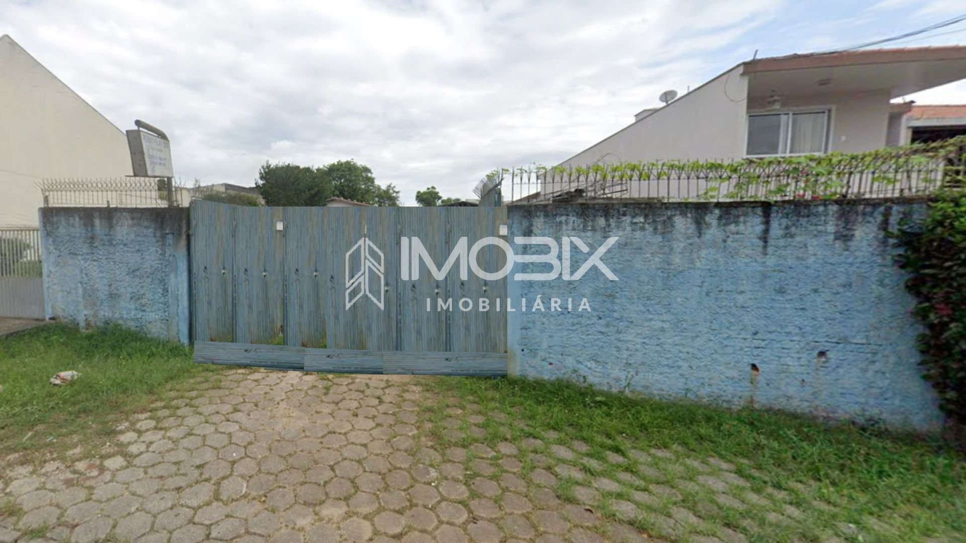 Terreno à venda, 3151 m  por R  8.000.000,00 - Novo Mundo - Cu...