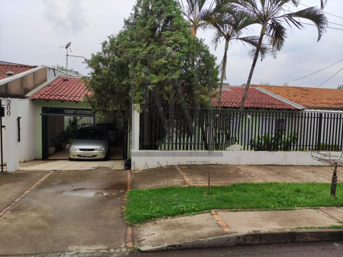 Casa com 3 dormitórios à venda, 240 m² por R$ 550.000,00 - Con...