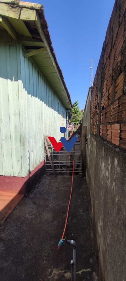 Casa com 2 dormitórios à venda, 50 m  por R  180.000,00 - Parq...