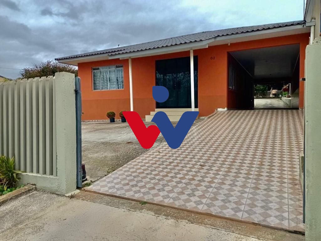 Casa com 5 dormitórios à venda, 221 m  por R  935.000,00 - Est...