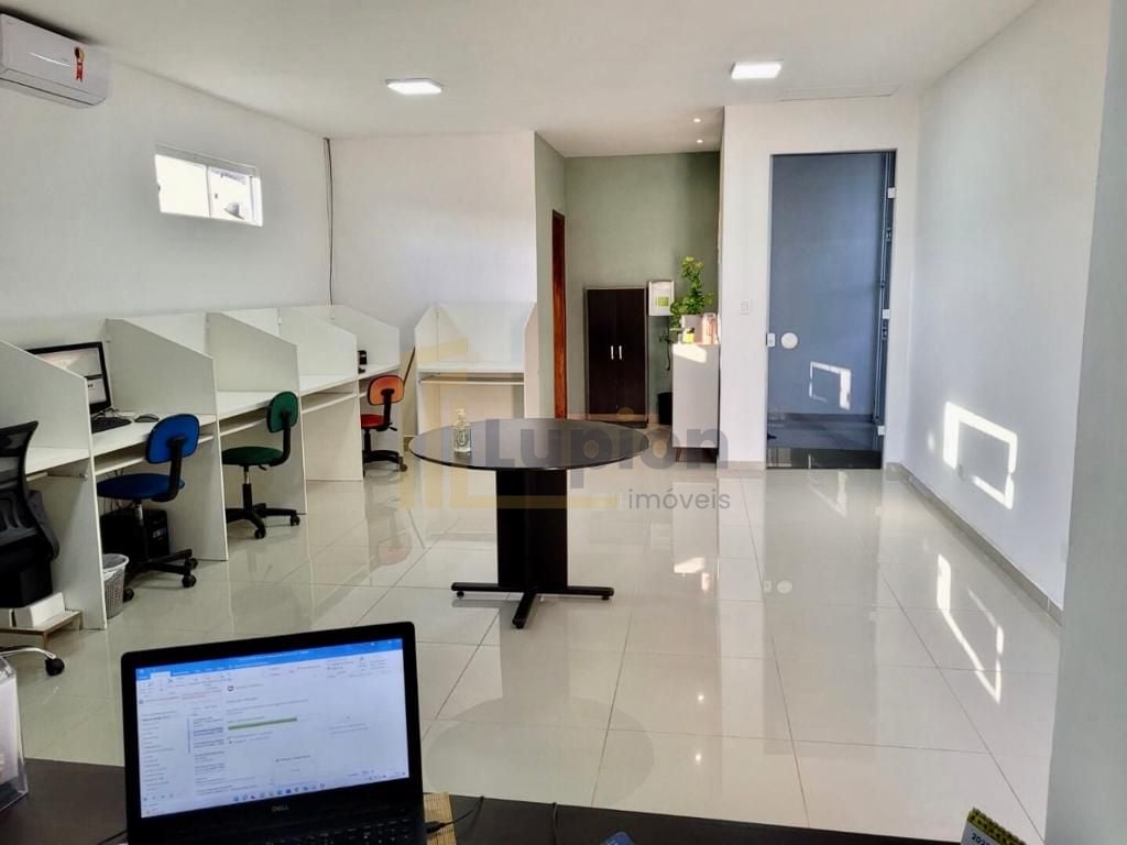 Barracão à venda, 188 m  por R  600.000,00 - Gralha Azul - Faz...