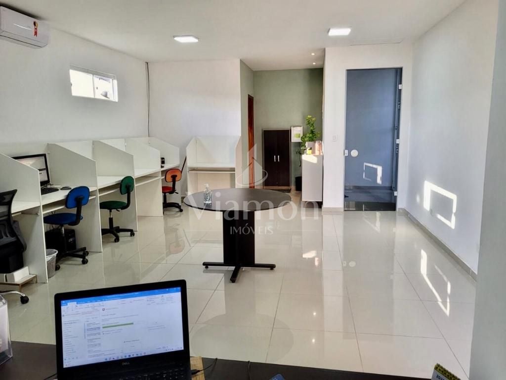 Barracão à venda, 188 m  por R  600.000,00 - Gralha Azul - Faz...