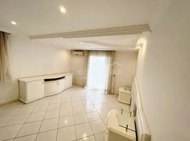 Casa com 4 dormitórios à venda, 480 m  por R  1.400.000,00 - J...