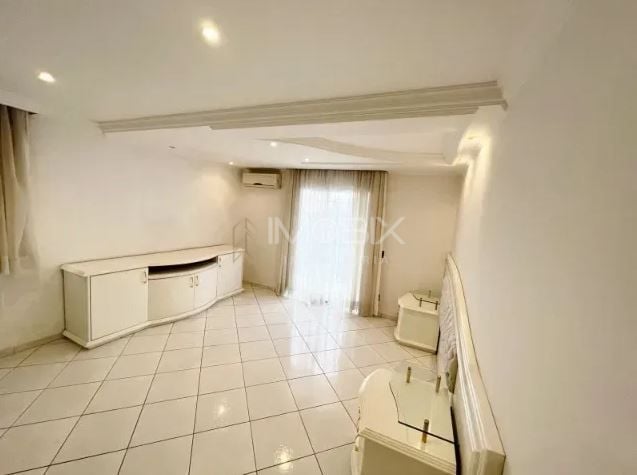 Casa com 4 dormitórios à venda, 480 m  por R  1.400.000,00 - J...