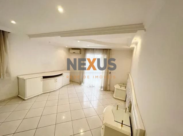 Casa com 4 dormitórios à venda, 480 m  por R  1.400.000,00 - J...
