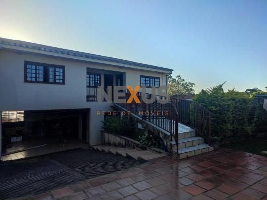 Casa com 5 dormitórios à venda, 240 m  por R  899.000,00 - São...