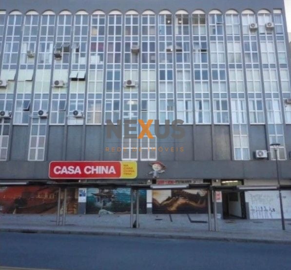 Sala à venda, 44 m  por R  150.000,00 - Centro - Curitiba PR