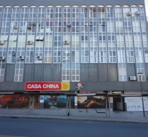 Sala à venda, 44 m  por R  150.000,00 - Centro - Curitiba PR