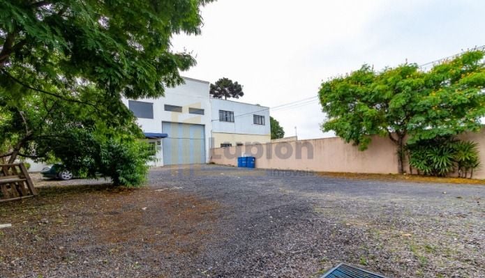 Barracão 550m  no Boqueirão  Espaço Amplo e Estrutura Completa...