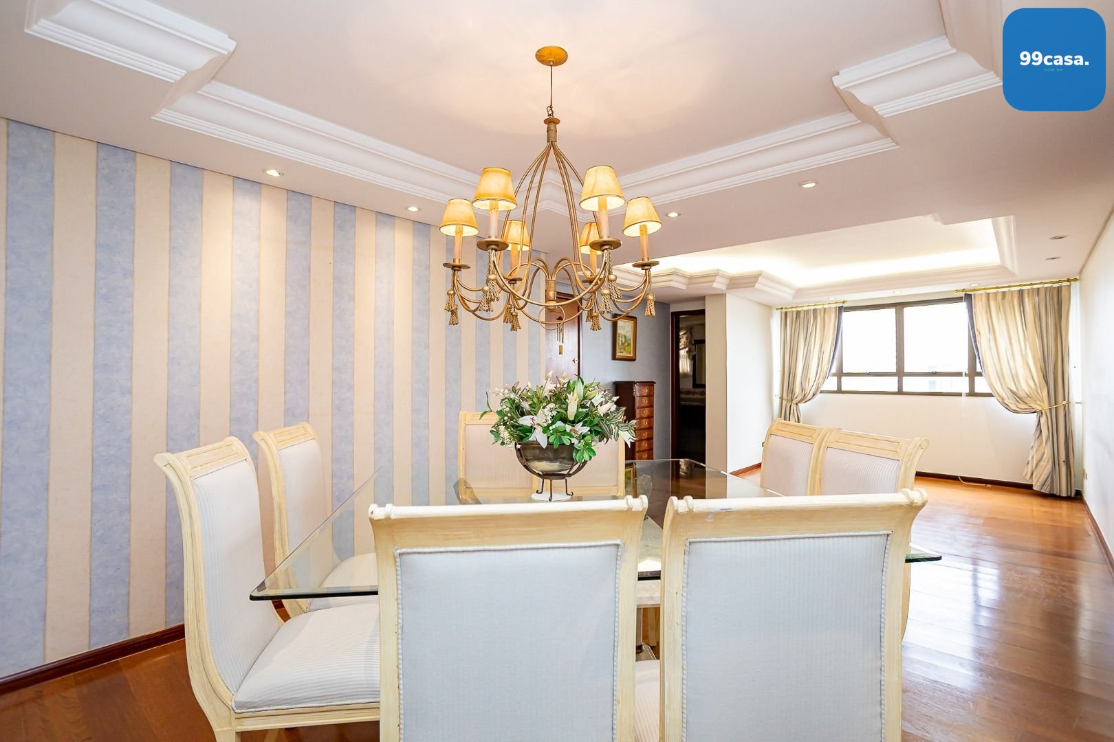 Apartamento de Luxo no Alto da XV  4 Quartos, Varanda e 3 Vag...