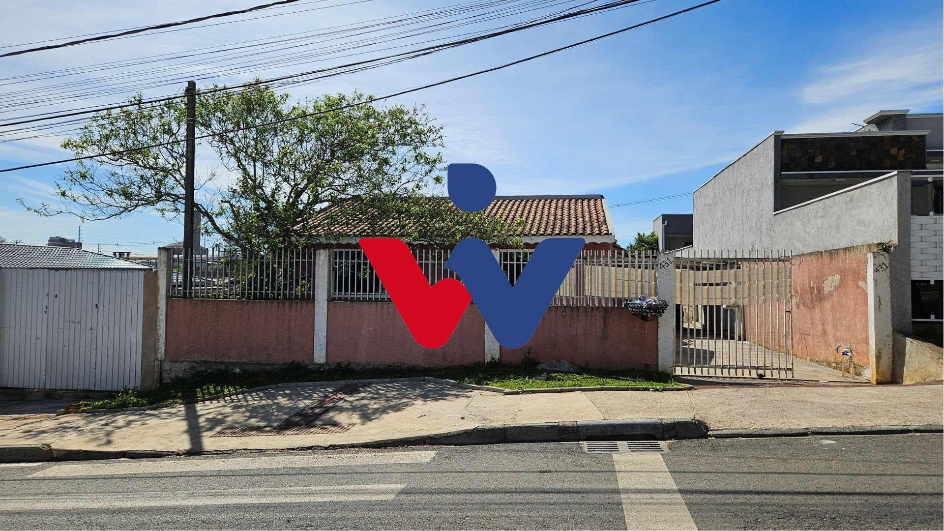 Casa com 3 dormitórios à venda, 76 m  por R  275.000,00 - Igua...