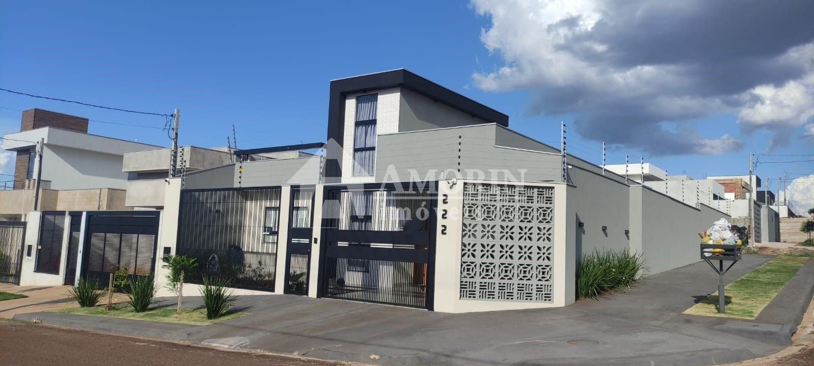 Casa com 3 dormitórios à venda, 170 m² por R$ 1.200.000,00 - J...