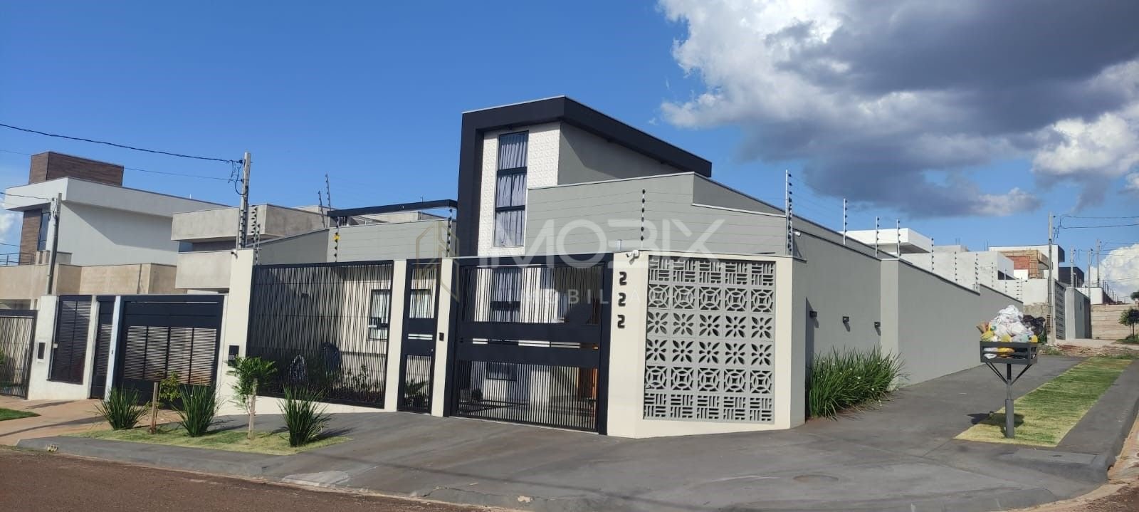 Casa com 3 dormitórios à venda, 170 m² por R$ 1.200.000,00 - J...