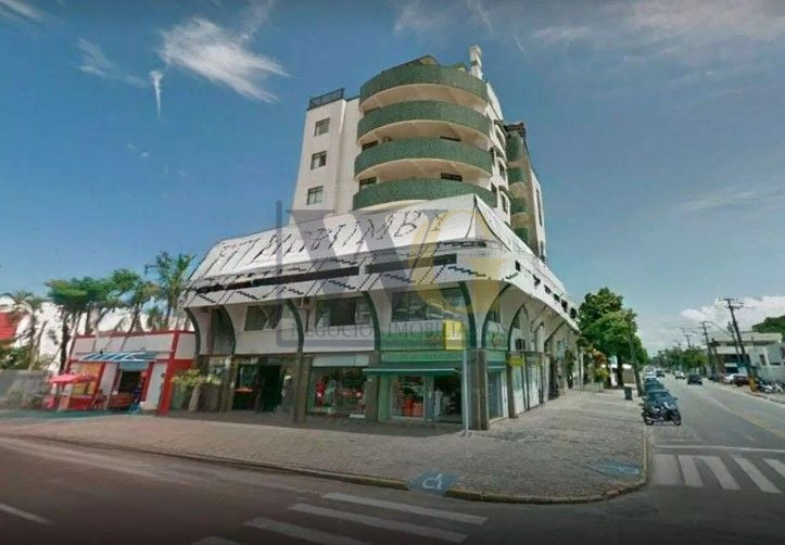 Cobertura Duplex com SPA Privativo e Churrasqueira no Edifício...