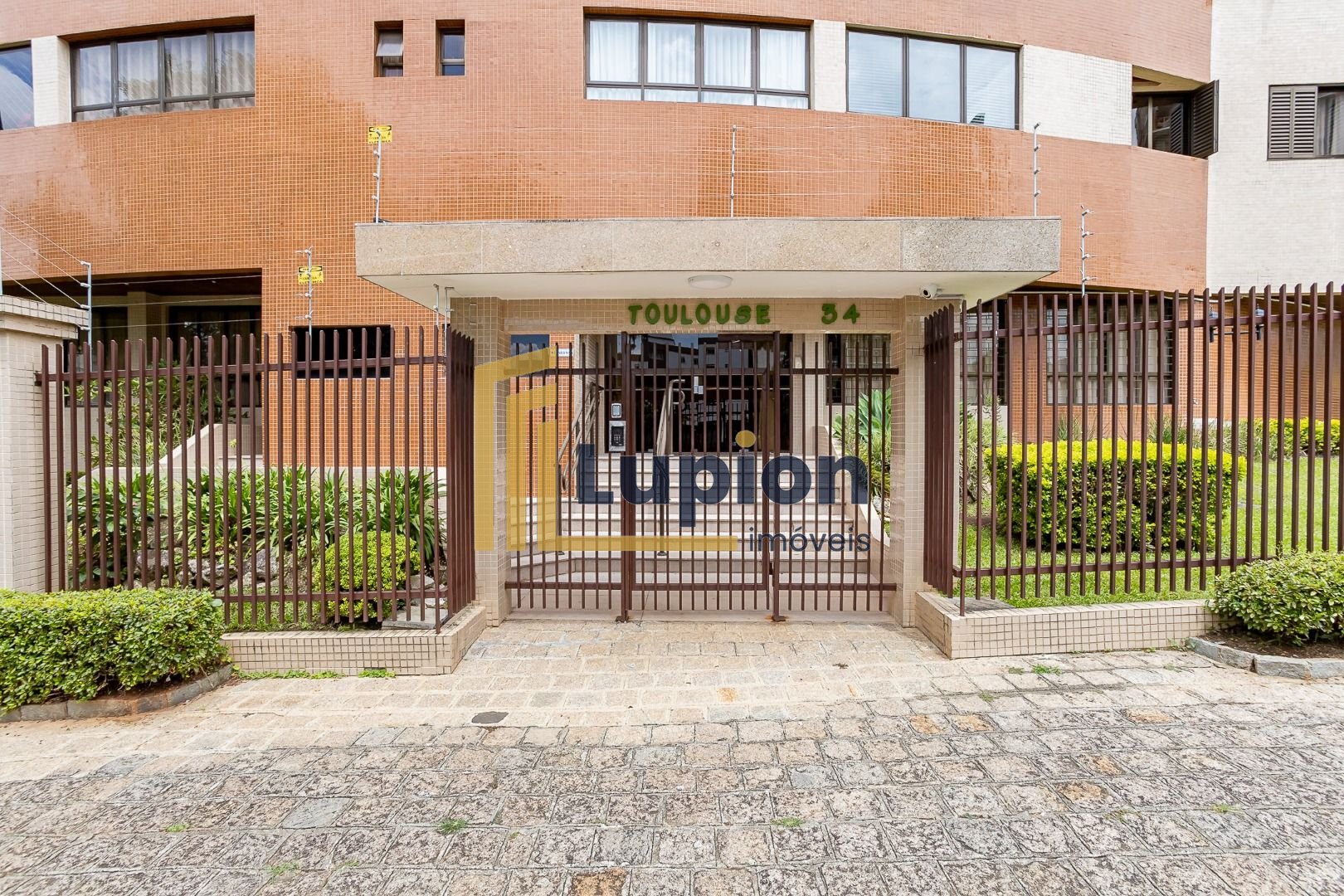 Apartamento com 4 dormitórios à venda, 183 m  por R  1.169.900...