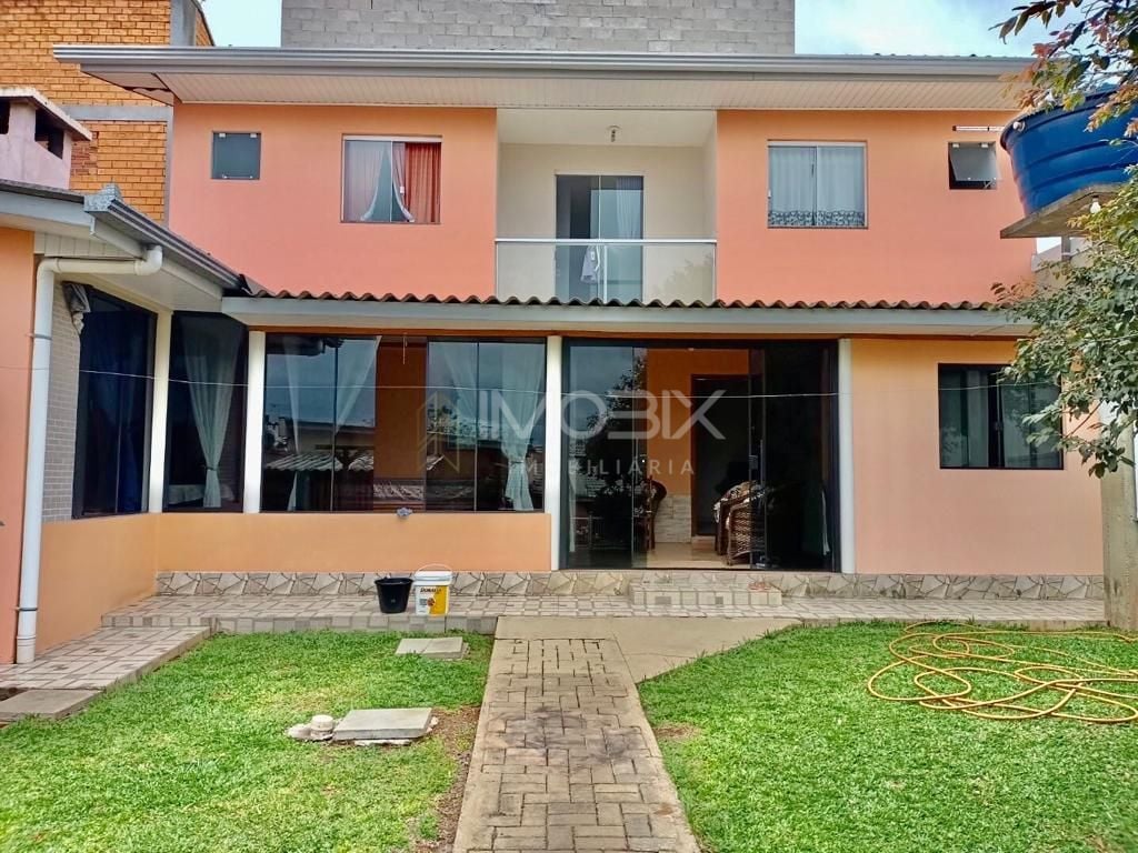 Casa com 5 dormitórios à venda, 221 m  por R  935.000,00 - Est...