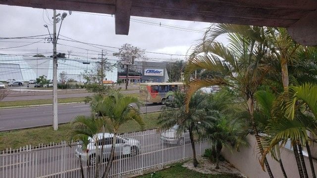 Casa com 3 dormitórios à venda, 232 m  por R  840.000,00 - Ube...
