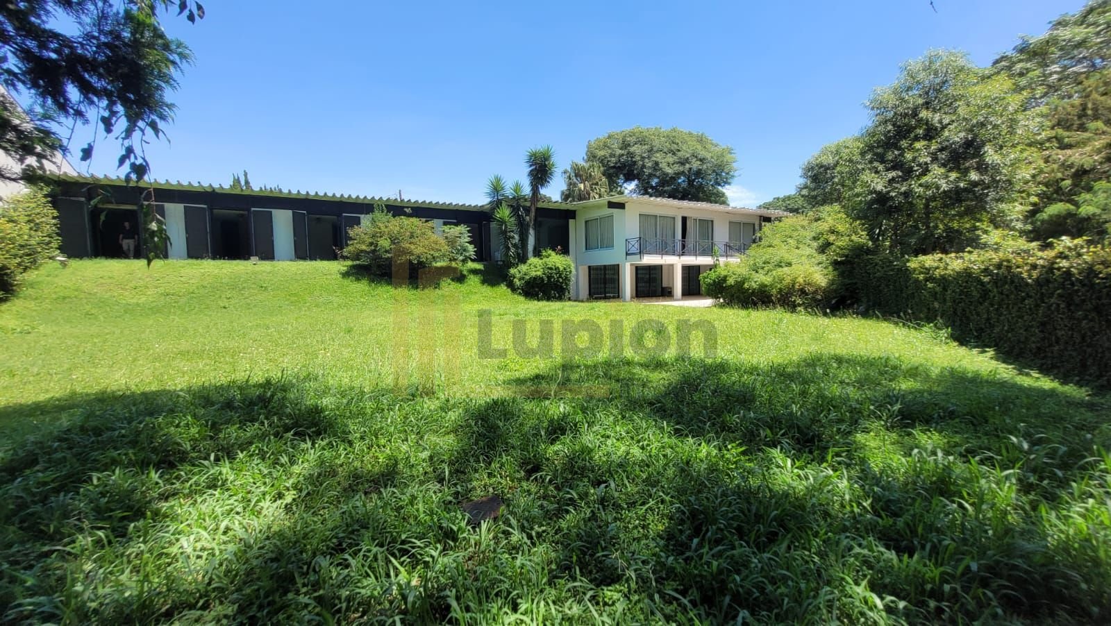 Casa com 7 dormitórios à venda, 765 m  por R  4.000.000,00 - S...