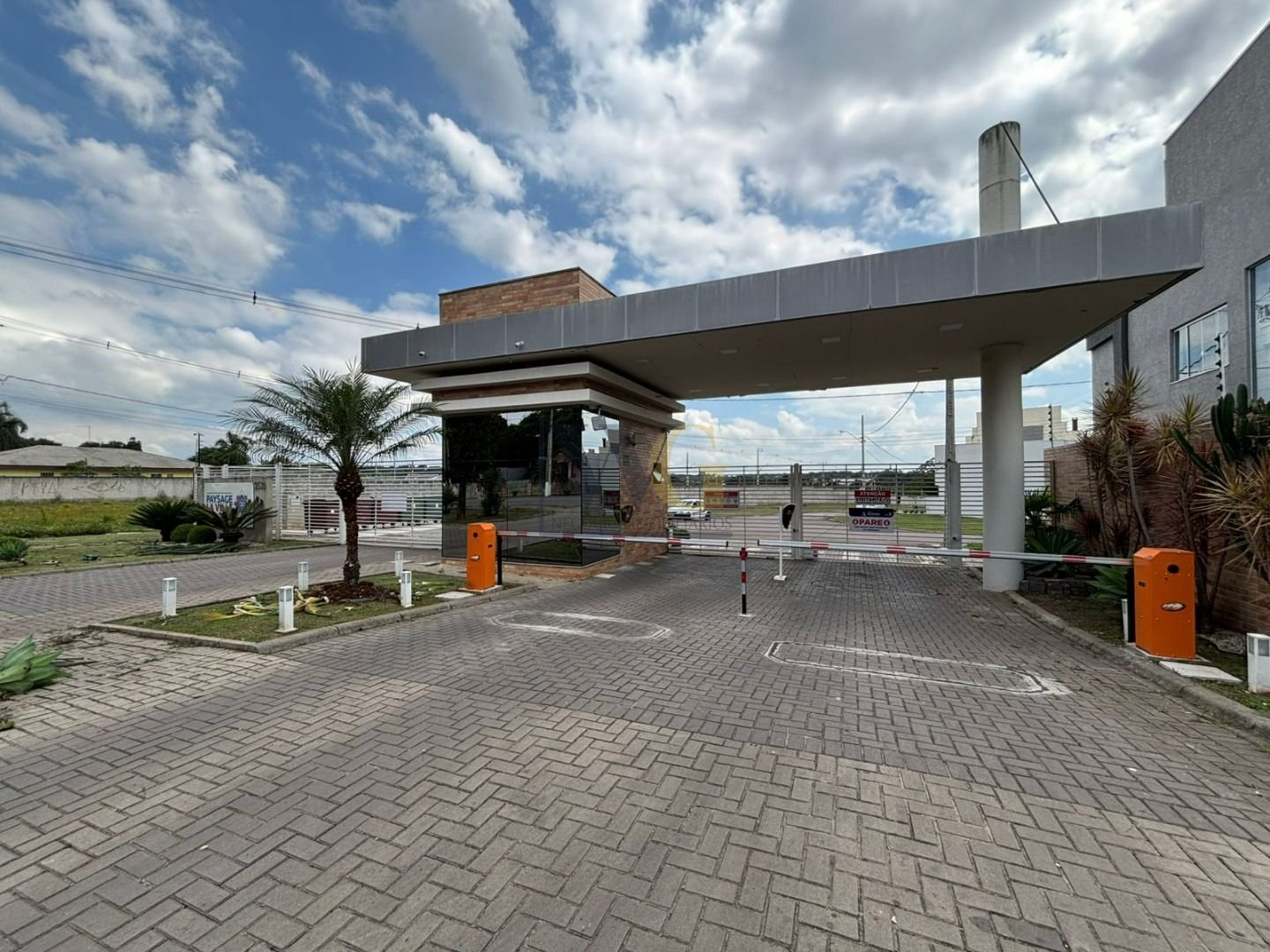 Terreno à venda, 150 m  por R  355.000,00 - Umbará - Curitiba PR