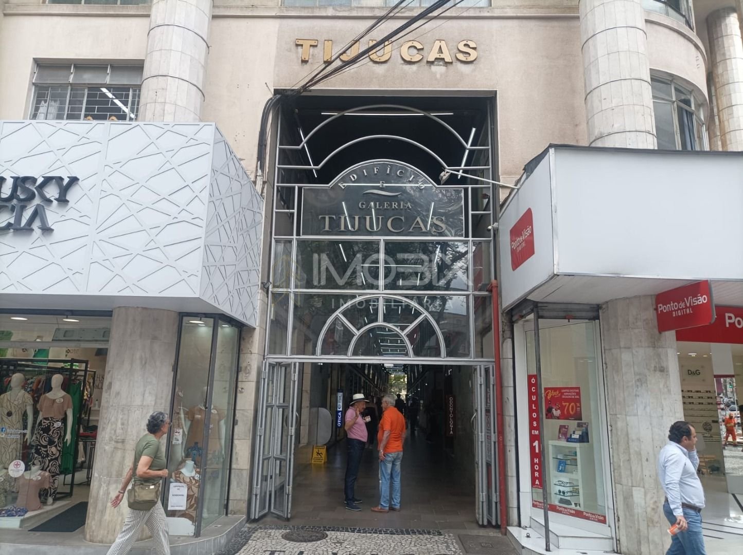 Sala à venda, 46 m  por R  250.000,00 - Centro - Curitiba PR