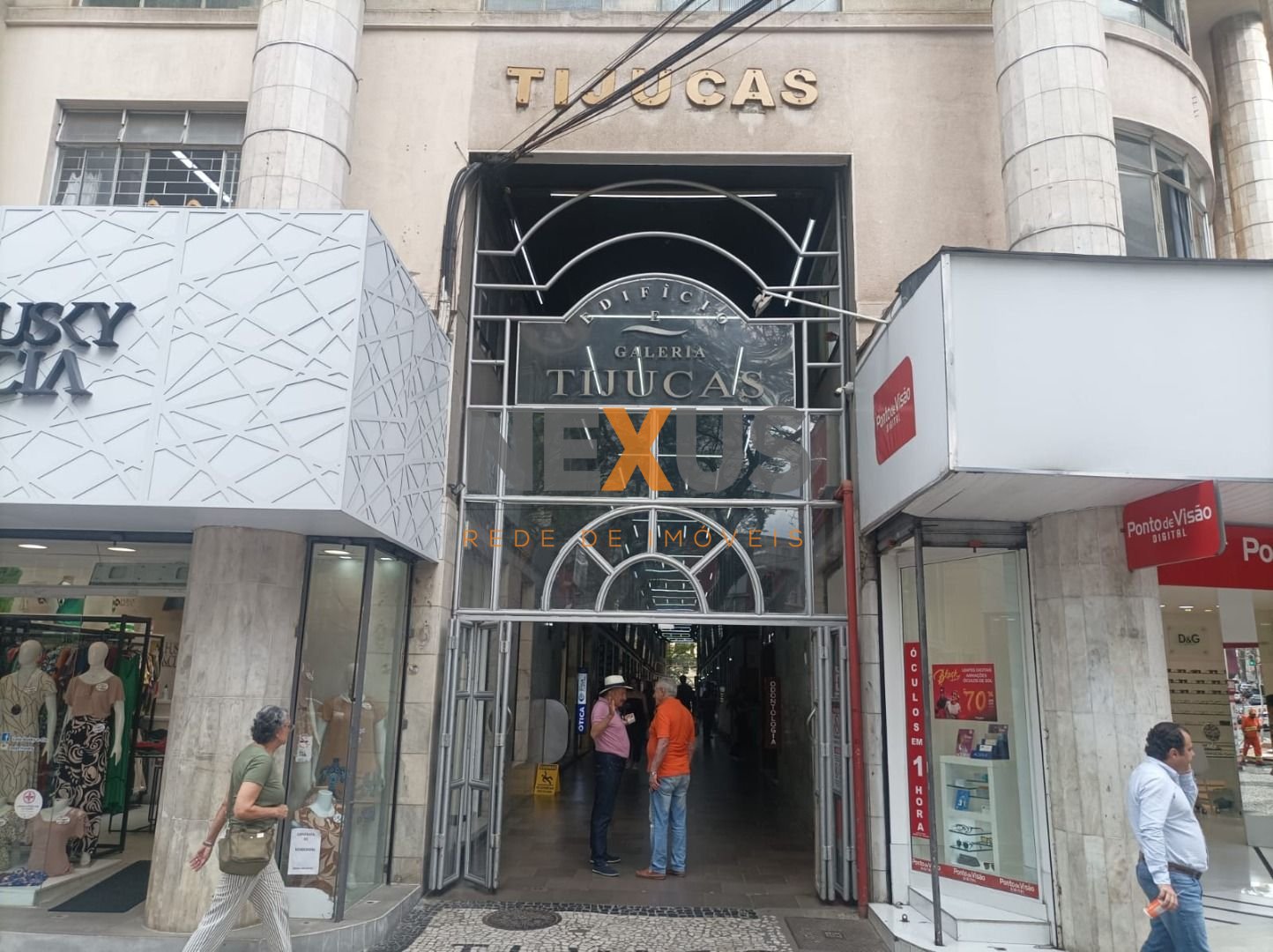 Sala à venda, 46 m  por R  250.000,00 - Centro - Curitiba PR