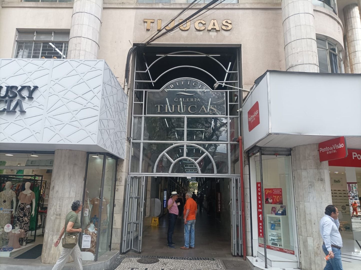 Sala Comercial de 46m  na Boca Maldita  Centro de Curitiba