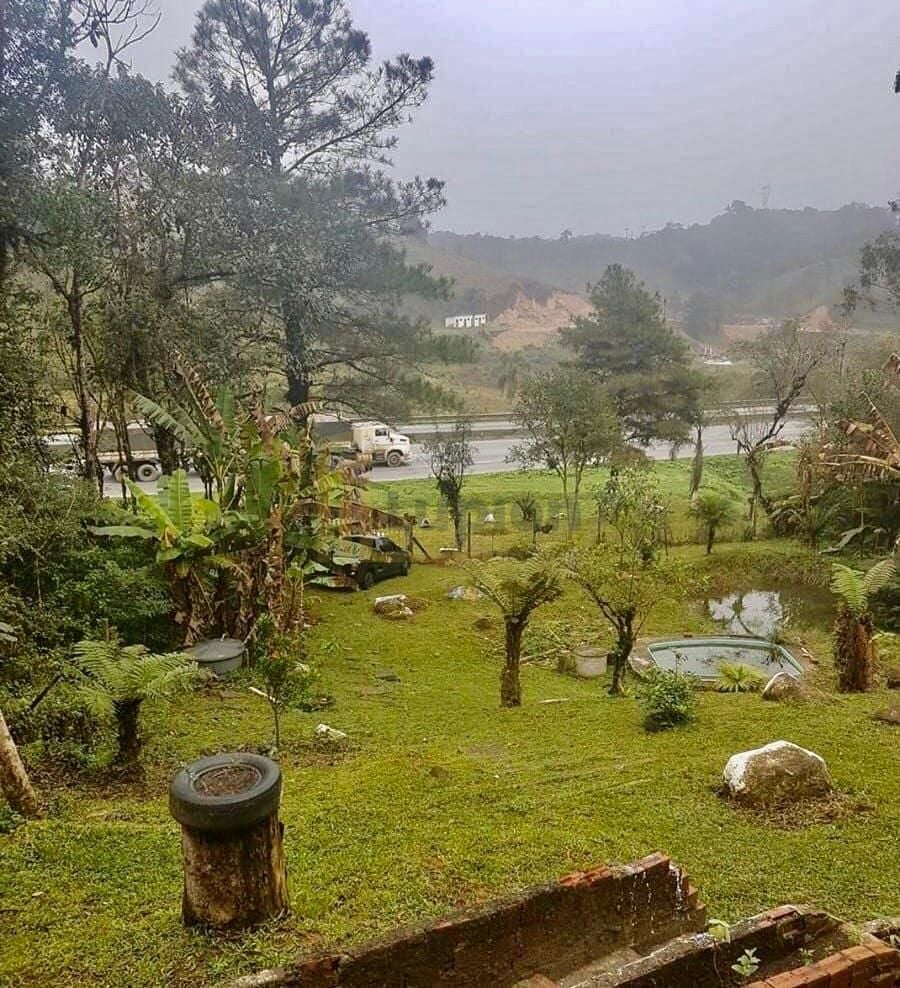 Chácara 915 m  na PR-277 por R 160 mil, ideal para lazer, mora...