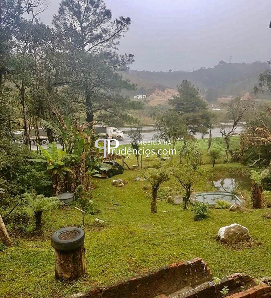 Chácara com 1 dormitório à venda,915.67 m , SAO JOSE DOS PINHA...