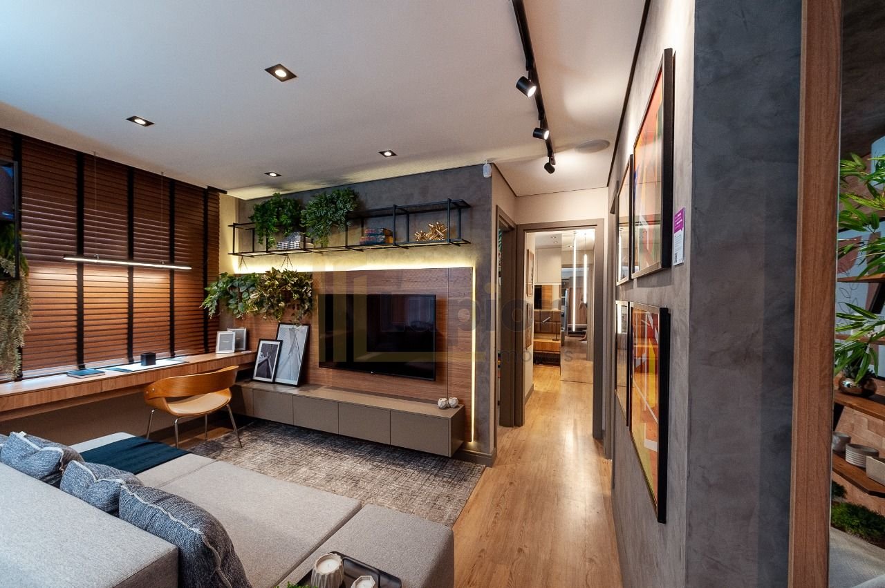 Apartamento com 3 dormitórios à venda,72.76 m , água verde, CU...