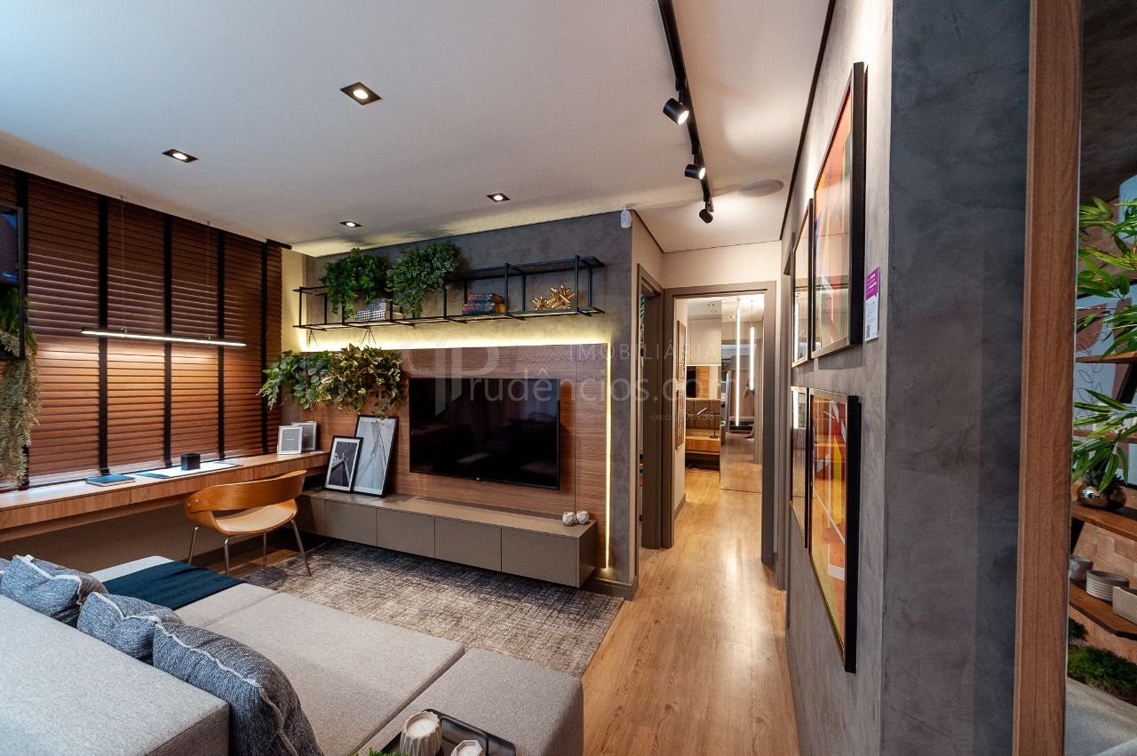 Apartamento com 3 dormitórios à venda,72.76 m , água verde, CU...