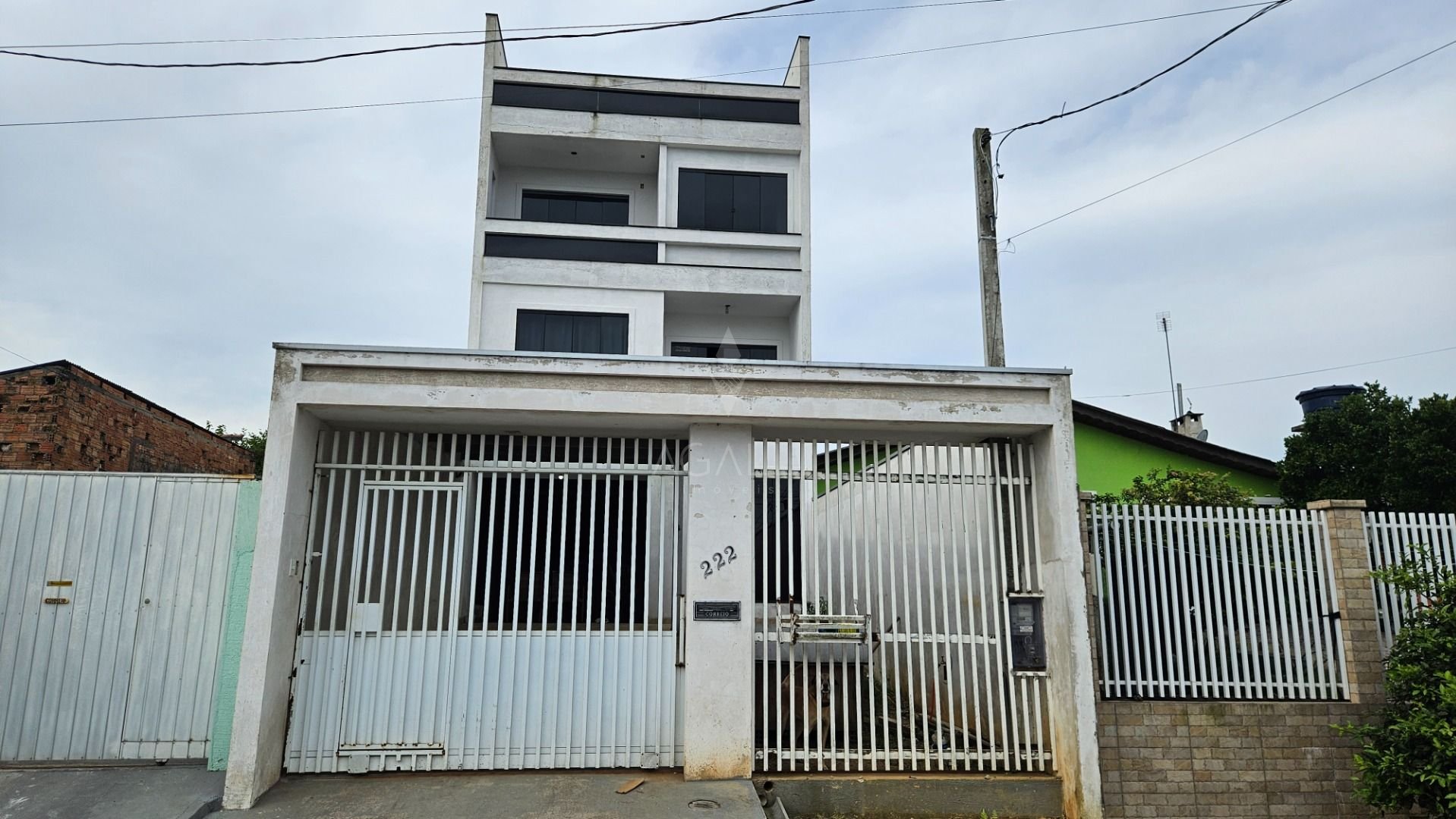 Sobrado com 4 dormitórios, sendo 01 suíte à venda, 350 m² por ...
