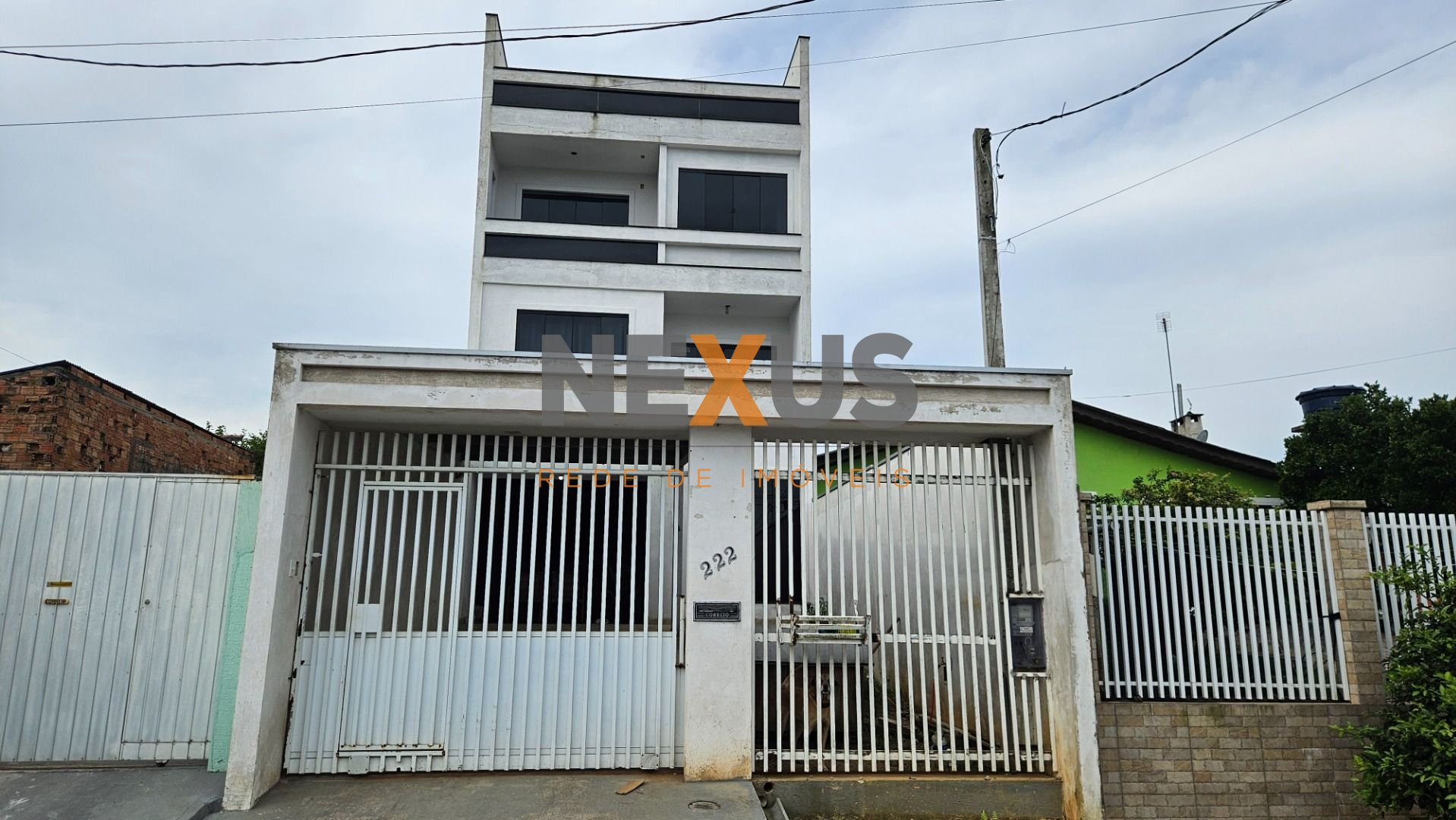 Sobrado com 4 dormitórios, sendo 01 suíte à venda, 350 m² por ...
