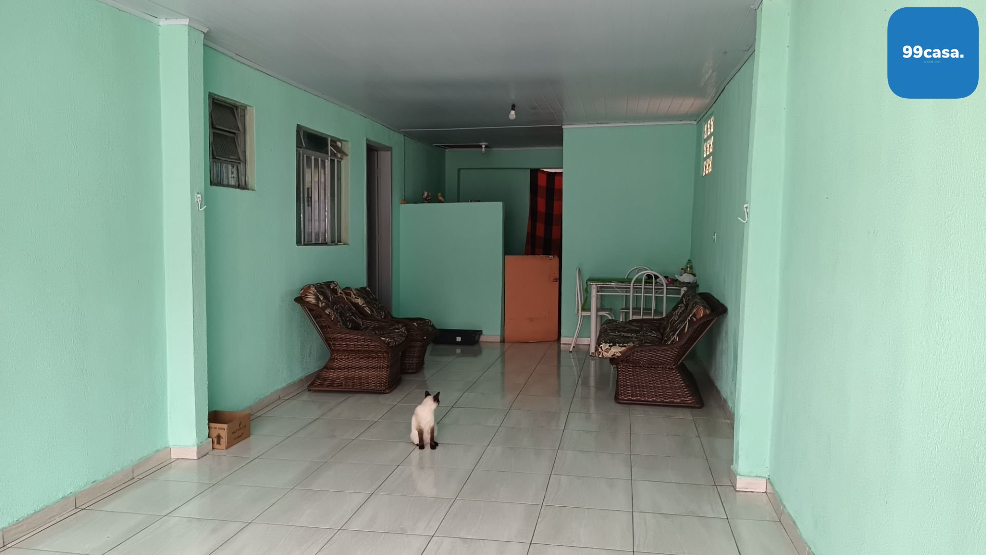 Oportunidade Única  Terreno com Casa Principal e 4 Casas nos F...