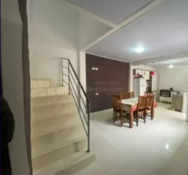 Casa com 3 dormitórios à venda, 200 m  por R  480.000,00 - Cam...