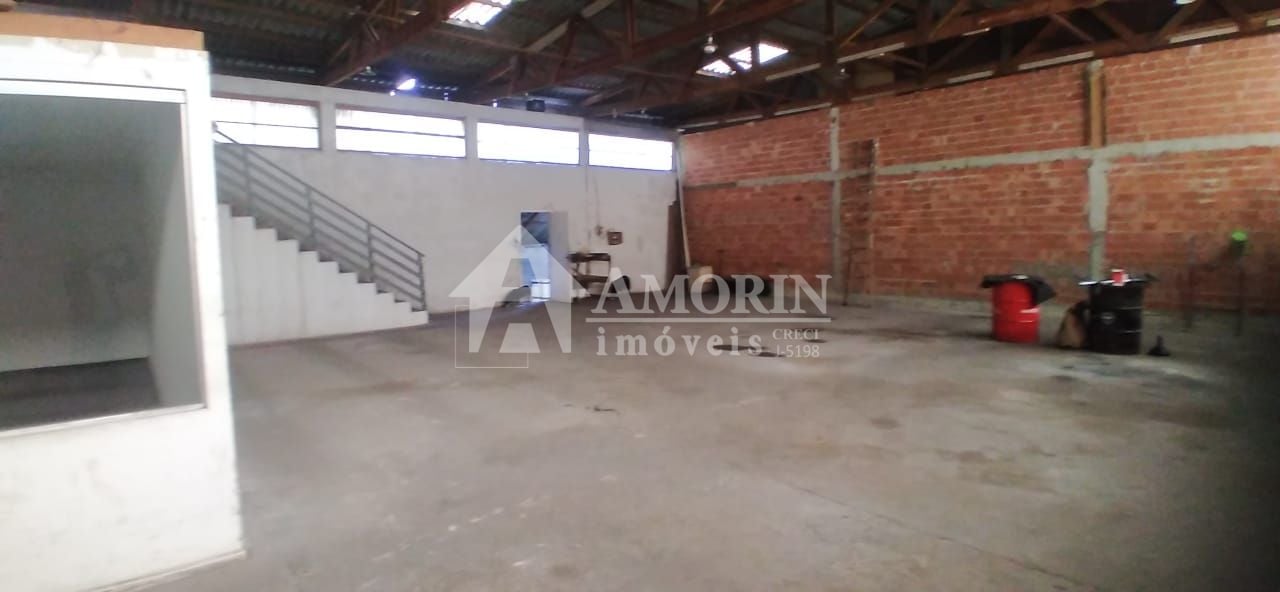 Barracão à venda, 730 m  por R  2.500.000,00 - Cidade Industri...