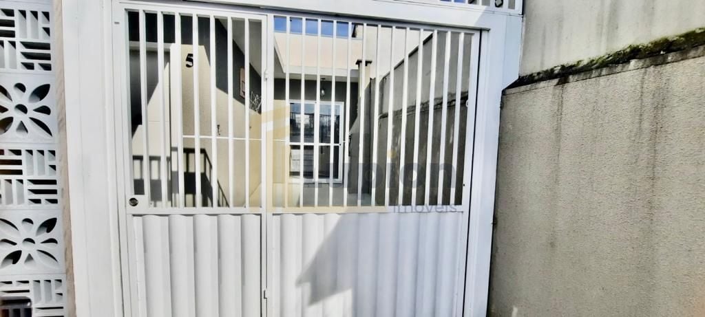 Casa com 3 dormitórios à venda, 61 m  por R  430.000,00 - Caju...