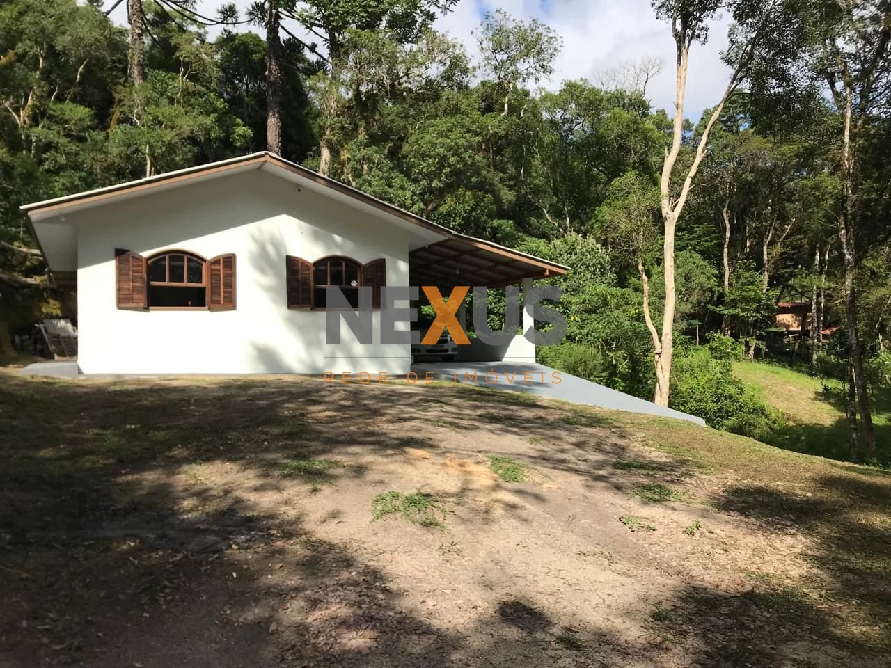 Chácara com 1 dormitório à venda, 2000 m  por R  385.000,00 - ...
