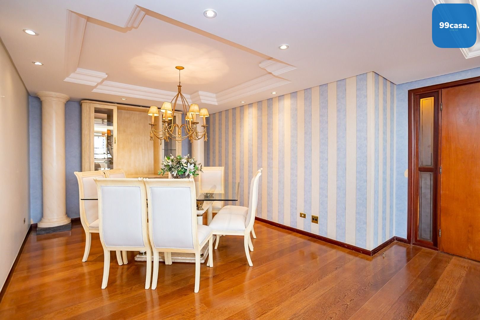 Apartamento de Luxo no Alto da XV  4 Quartos, Varanda e 3 Vag...