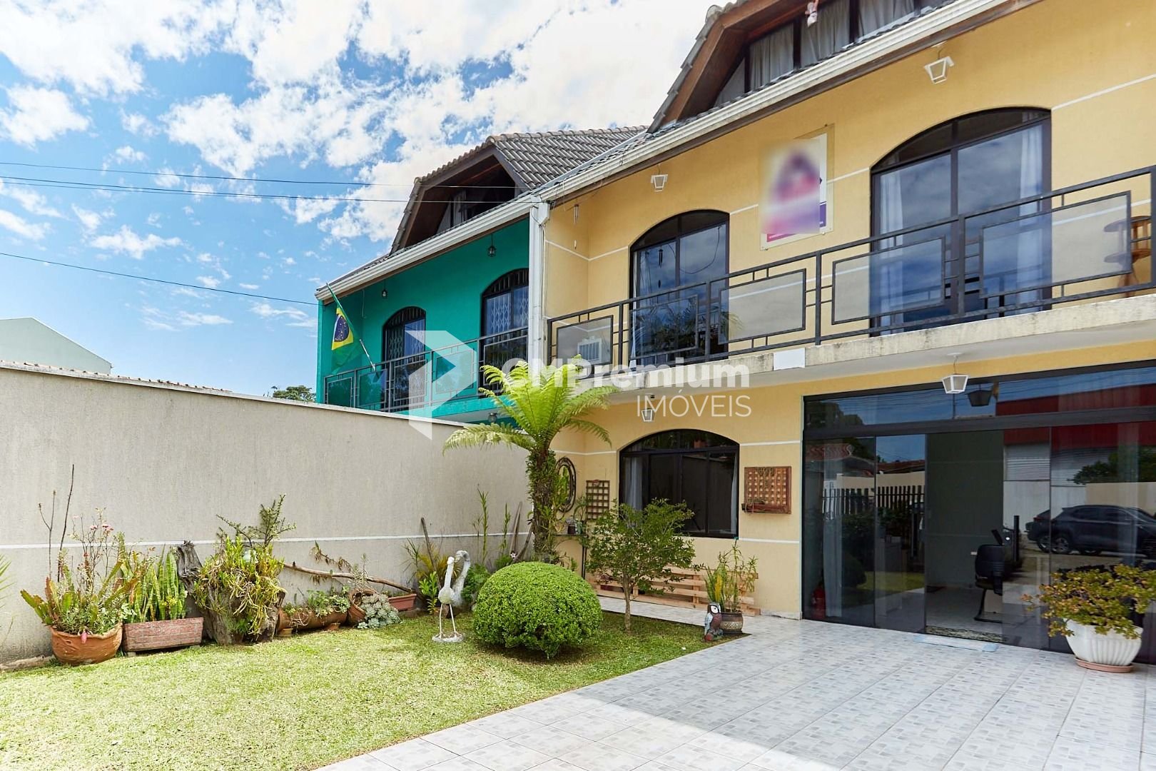 Sobrado com 3 dormitórios à venda, 175 m  por R  898.000,00 - ...