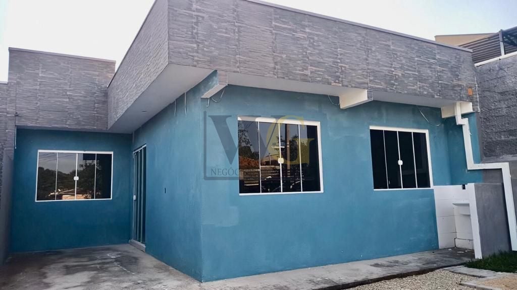 Casa com 2 dormitórios à venda, 43 m  por R  350.000,00 - Igua...