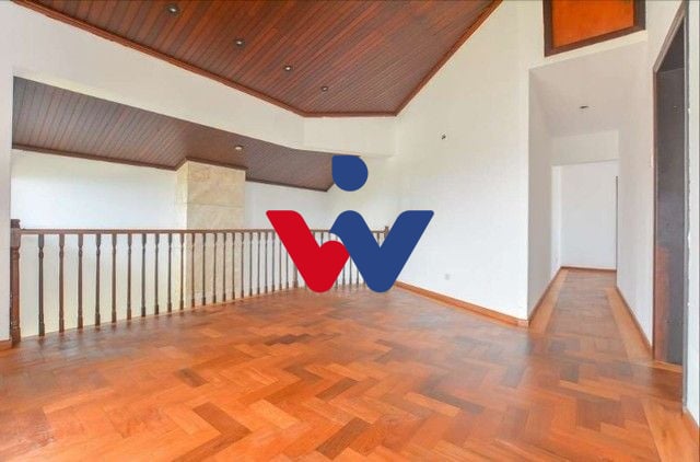 Casa com 5 dormitórios à venda, 402 m  por R  1.470.000,00 - B...